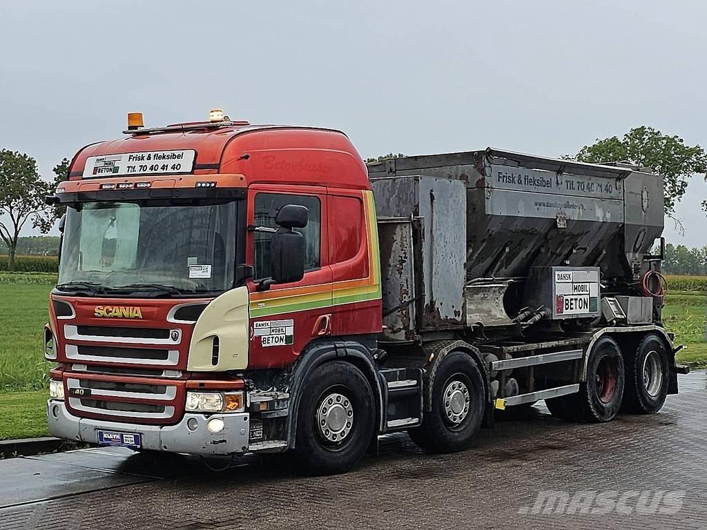 Scania P400 8X4 Chassis met cabine