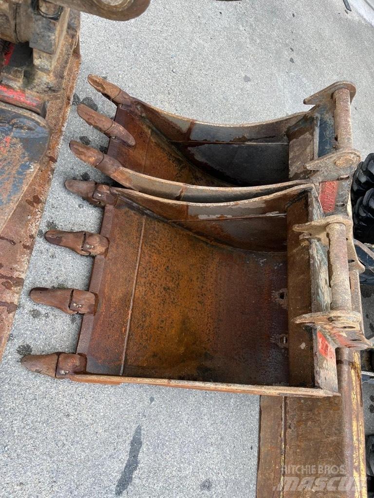 Komatsu PW 98 MR-8 Midigraafmachines 7t - 12t