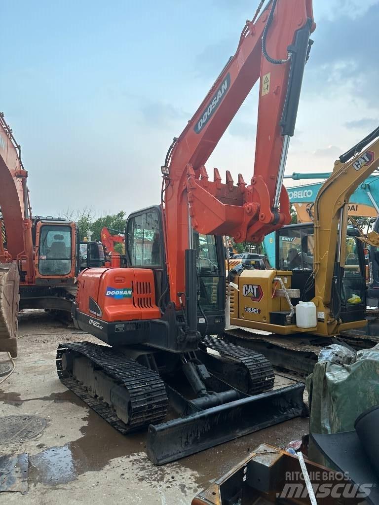 Doosan DX 60 Minigraafmachines < 7t