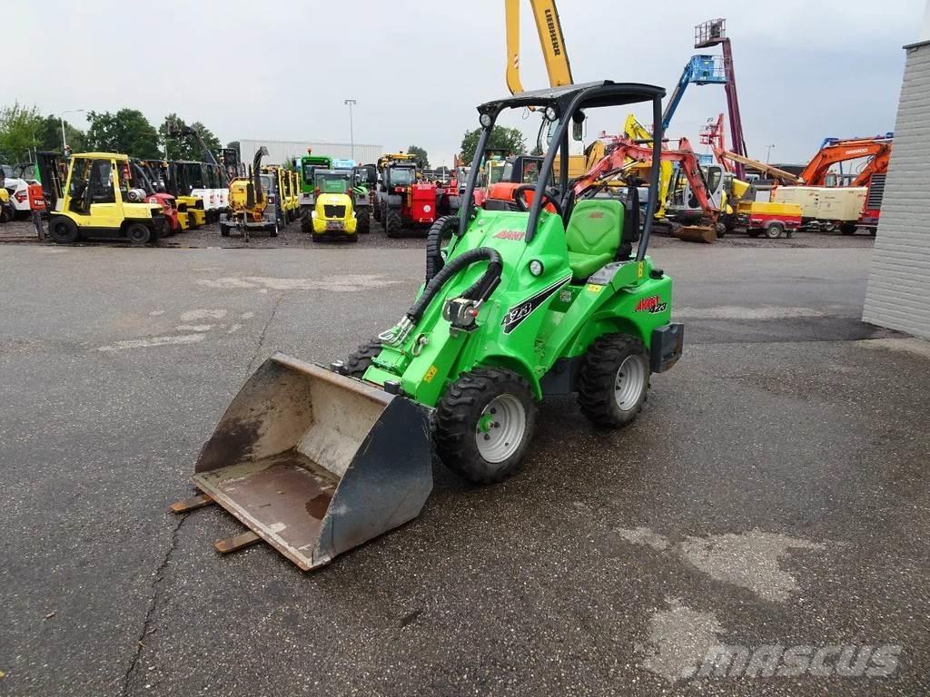 Avant 423 Miniladers
