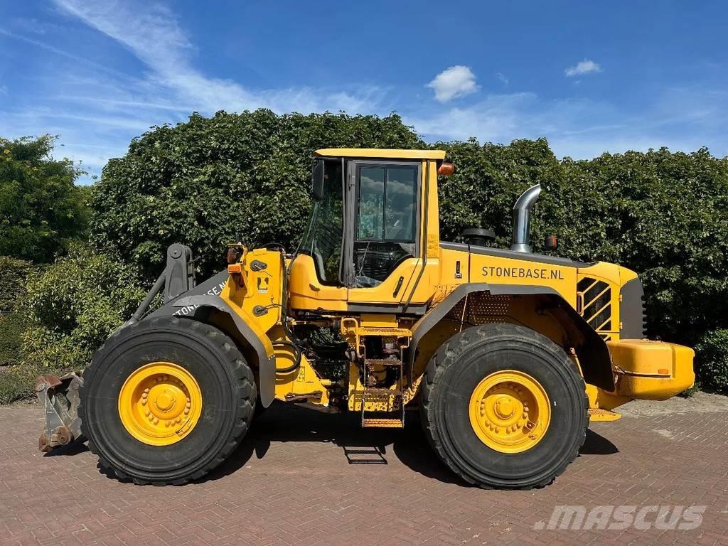 Volvo L120 F Wielladers
