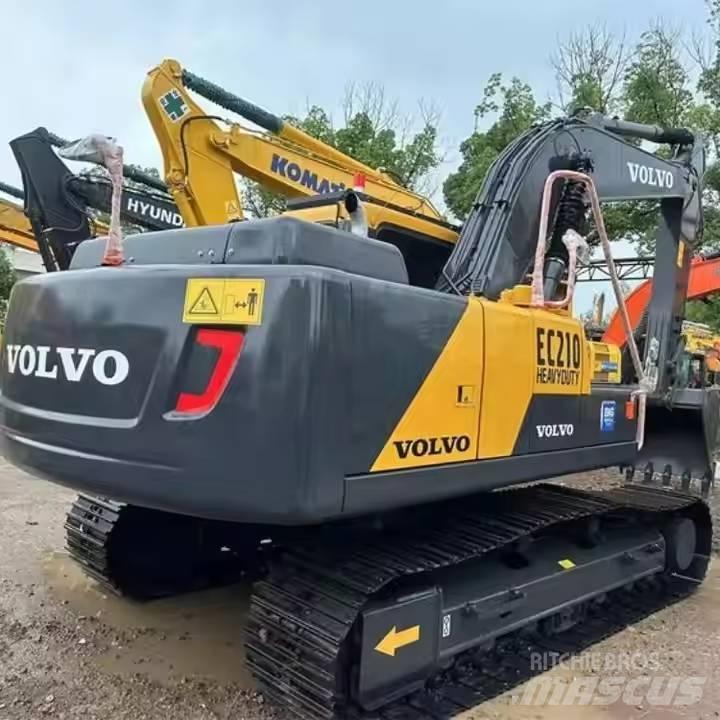 Volvo EC210D Rupsgraafmachines