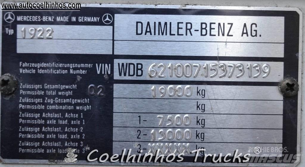 Mercedes-Benz 1922 K Vlakke laadvloer met kraan