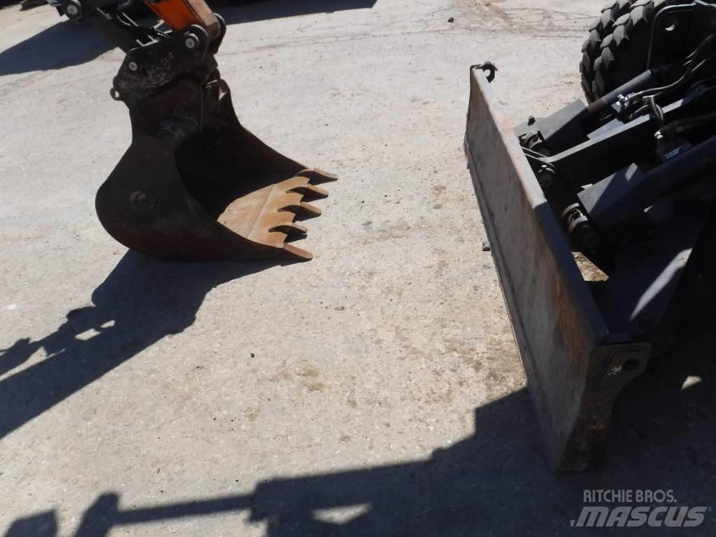 Doosan DX 100W-7 Wielgraafmachines