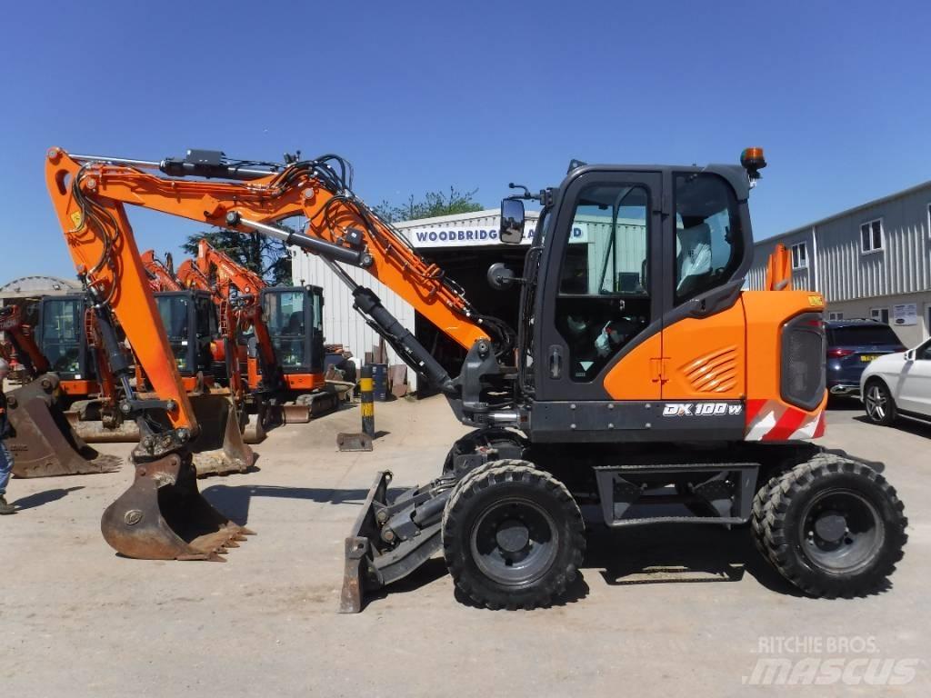 Doosan DX 100W-7 Wielgraafmachines