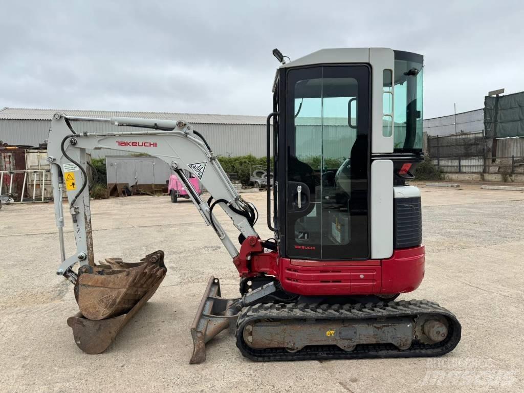 Takeuchi TB 23 R Minigraafmachines < 7t