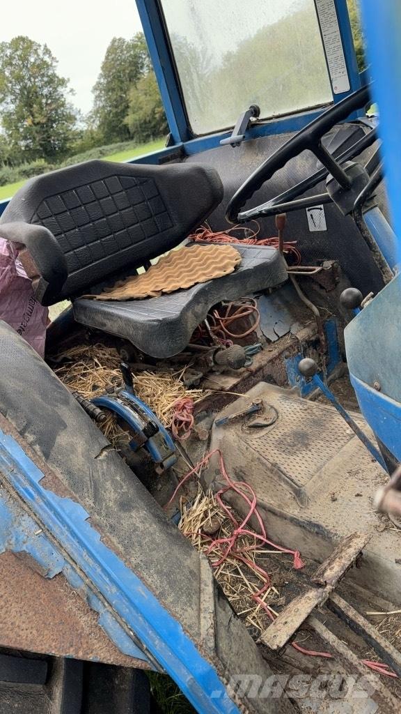 Ford 4110 series 2 Tractoren