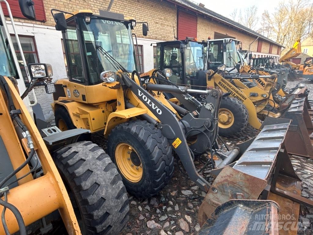 Volvo L 30 G Wielladers
