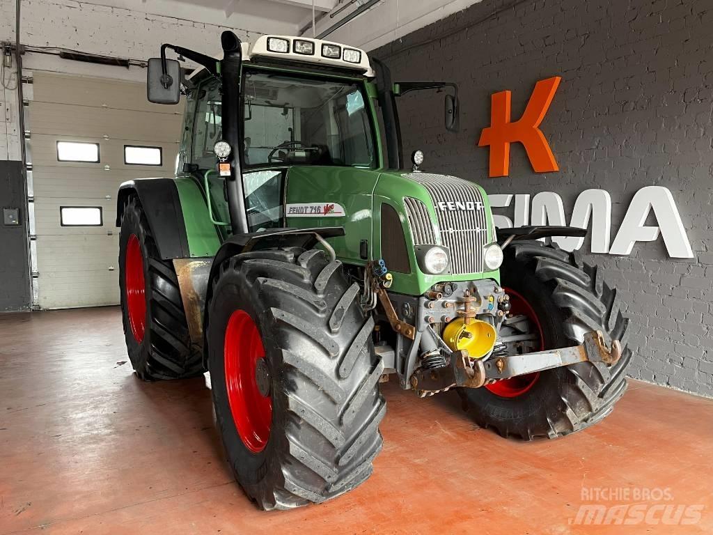 Fendt 716 Vario Tractoren