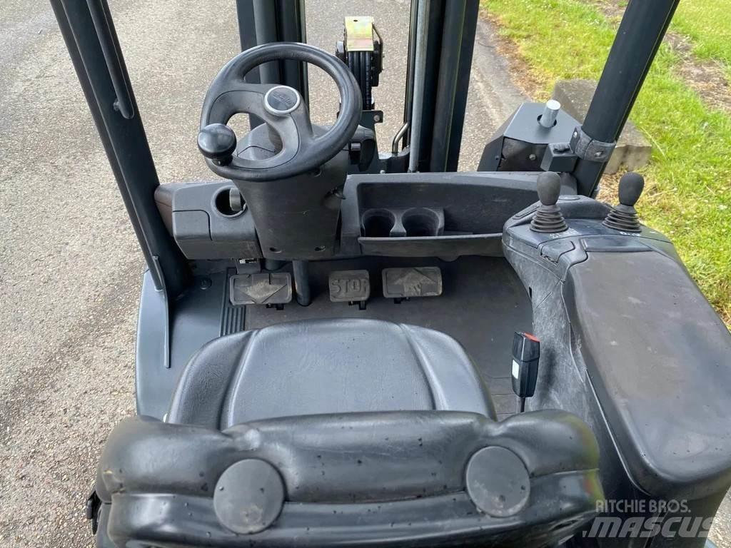 Linde H35T-02 LPG heftrucks