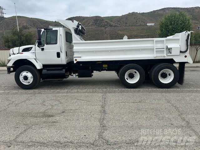 International 7400 Kipper