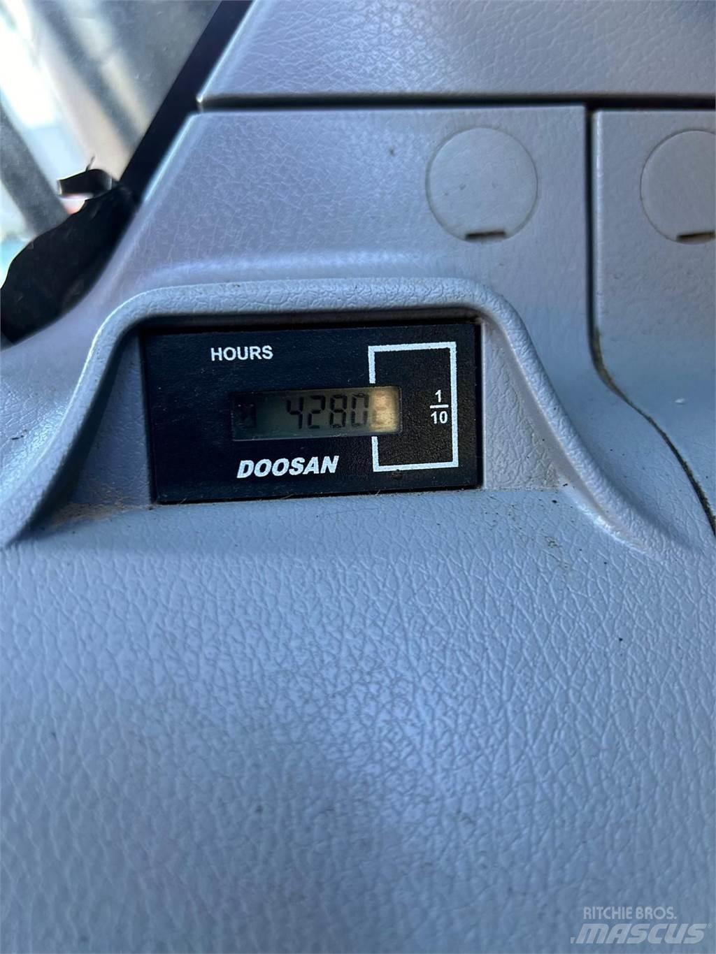 Doosan DX340LC-5 Rupsgraafmachines
