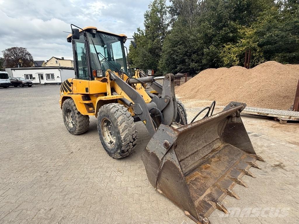 Volvo L 30 B Pro Wielladers