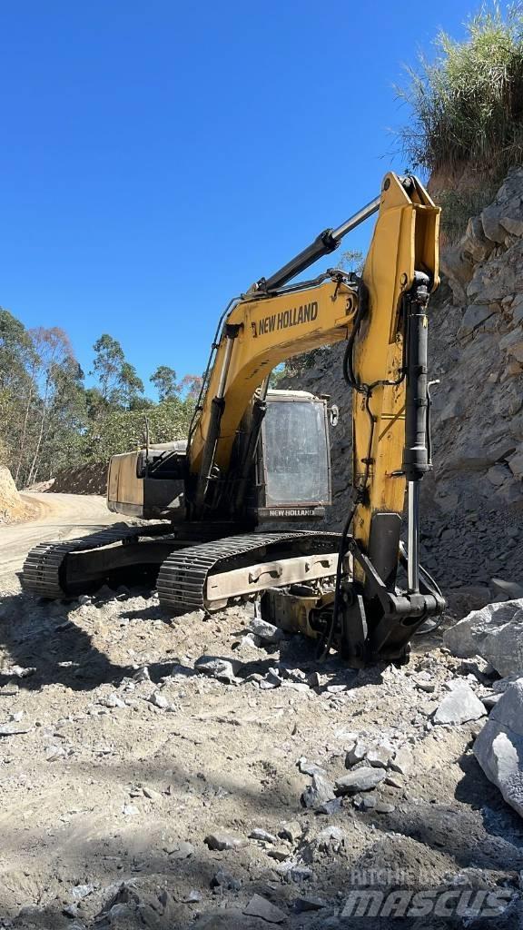 New Holland E 215 B Rupsgraafmachines