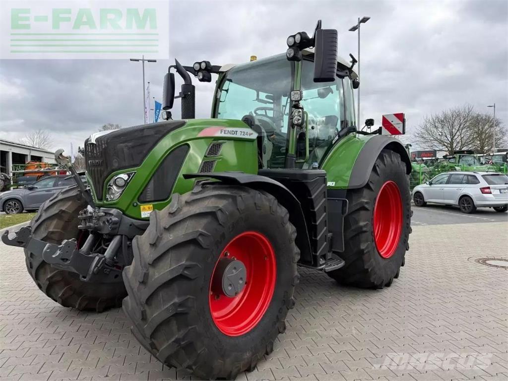 Fendt 724 vario s4 Tractoren