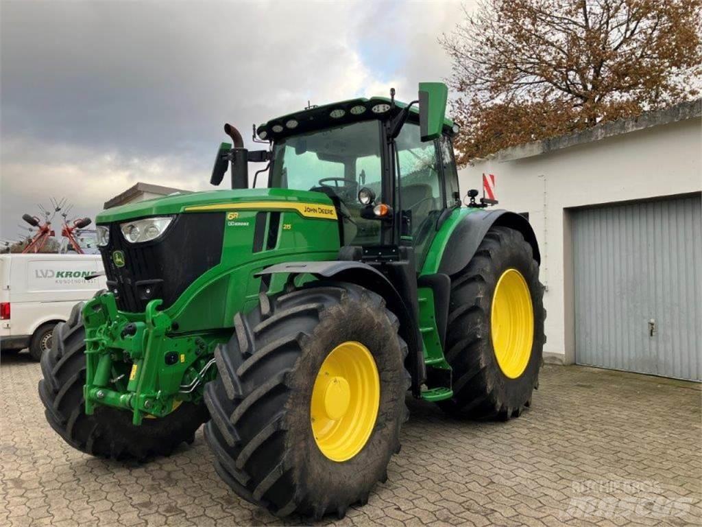 John Deere 6R 215 Tractoren