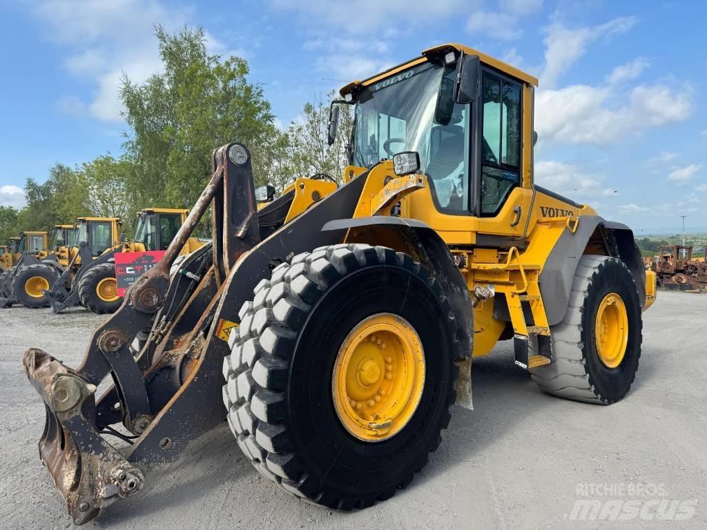 Volvo L 120 F Wielladers