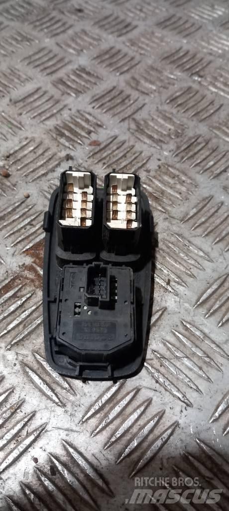 Scania R 440   1445793 Cabine en interieur