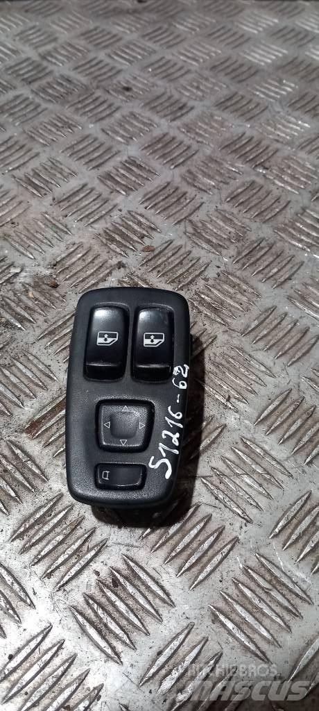 Scania R 440   1445793 Cabine en interieur