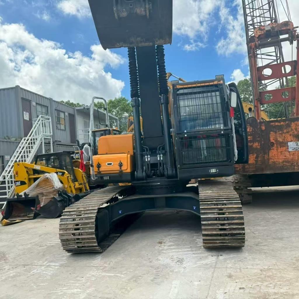 Hyundai 220 Midigraafmachines 7t - 12t