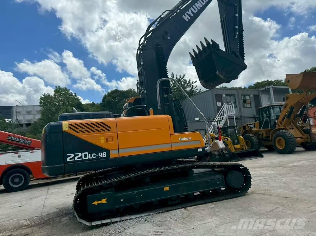 Hyundai 220 Midigraafmachines 7t - 12t