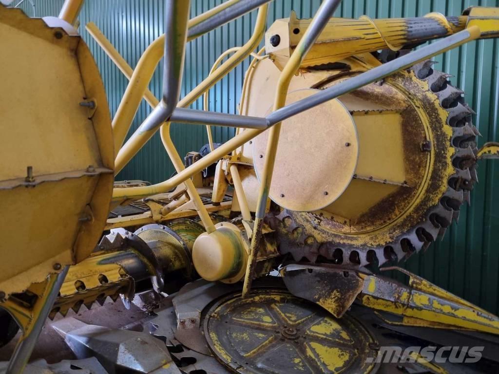 New Holland FR 9050 Zelfrijdende veldhakselaars