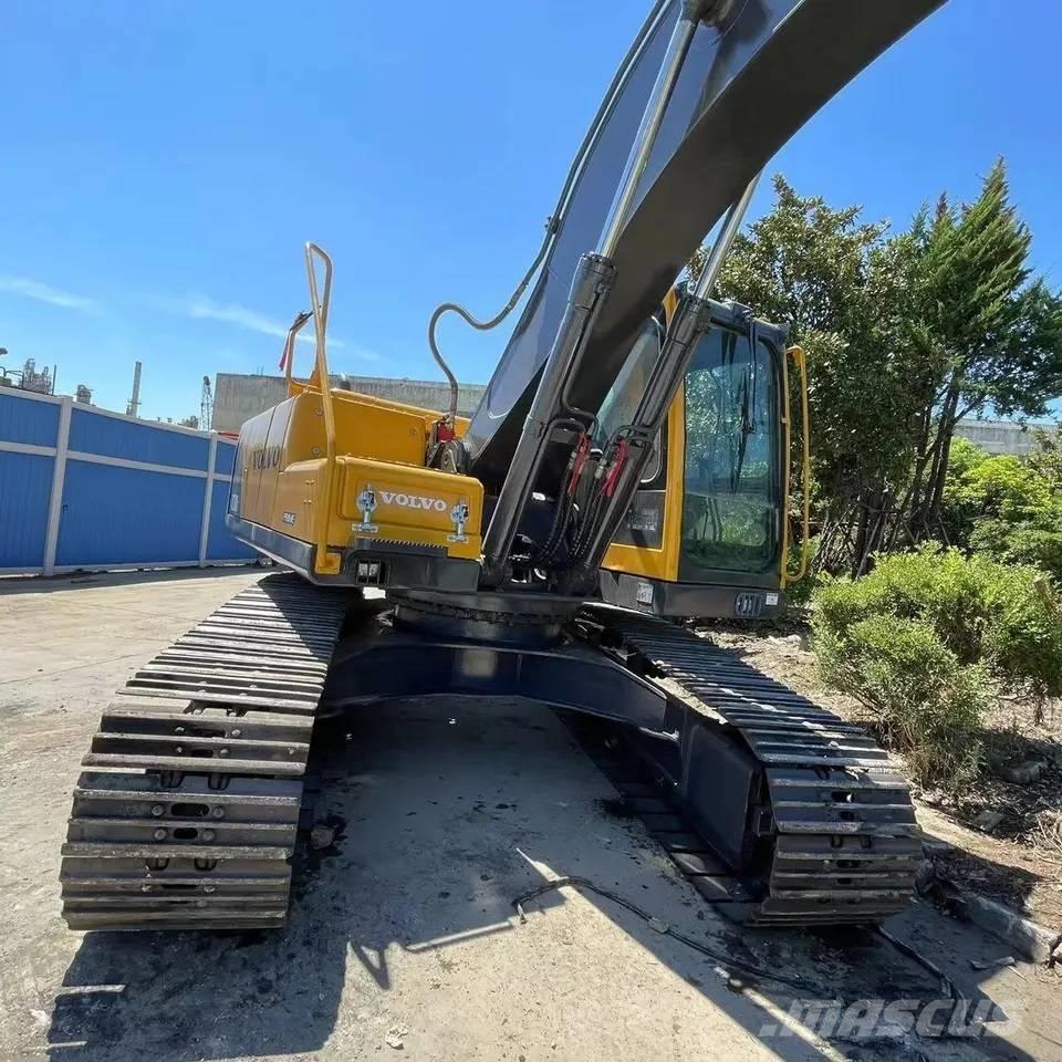 Volvo EC210B Rupsgraafmachines