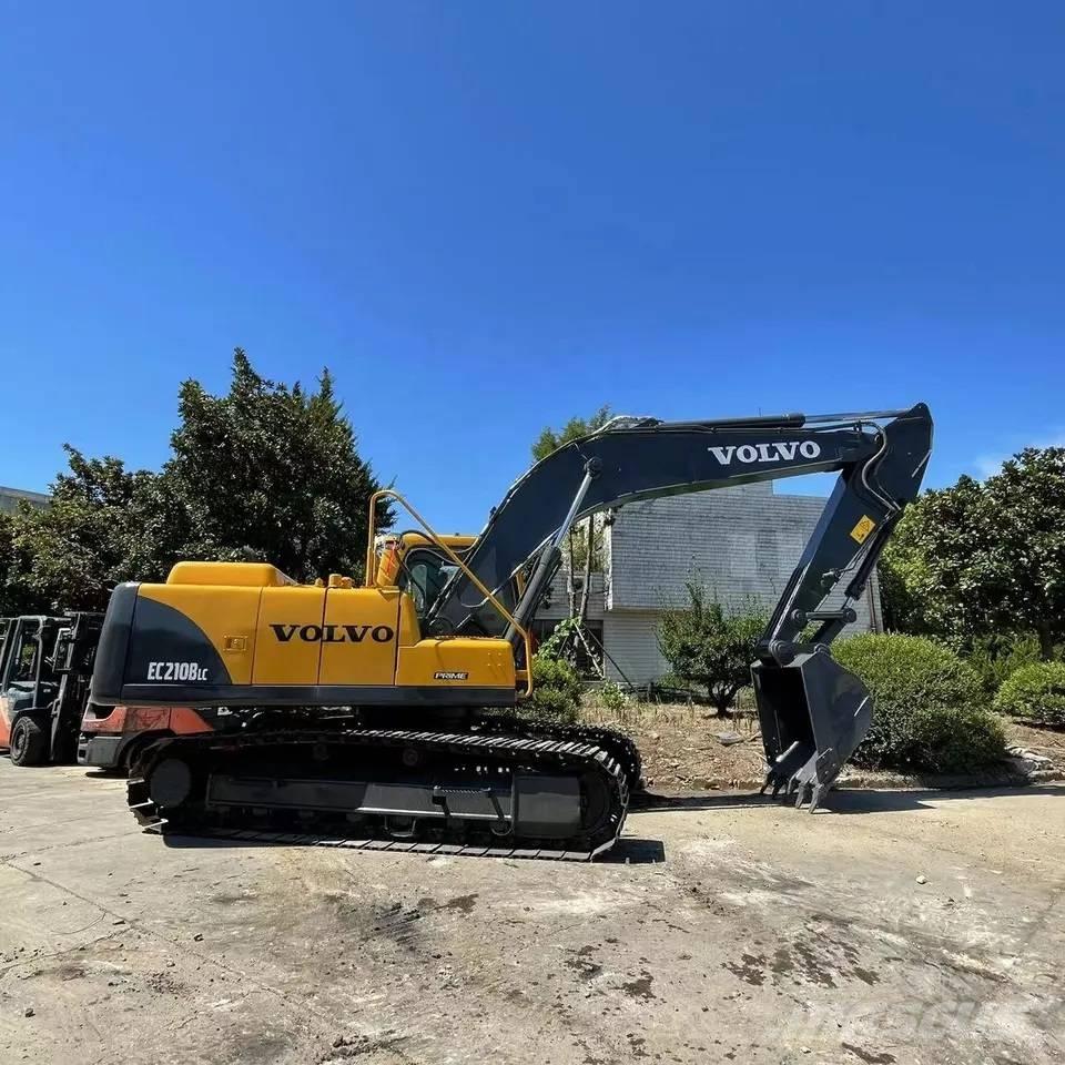 Volvo EC210B Rupsgraafmachines