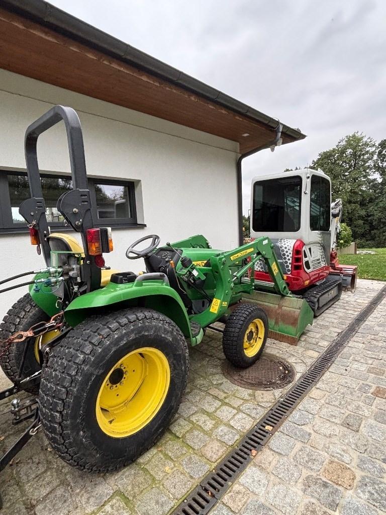 John Deere 3036 E Compacttrekkers