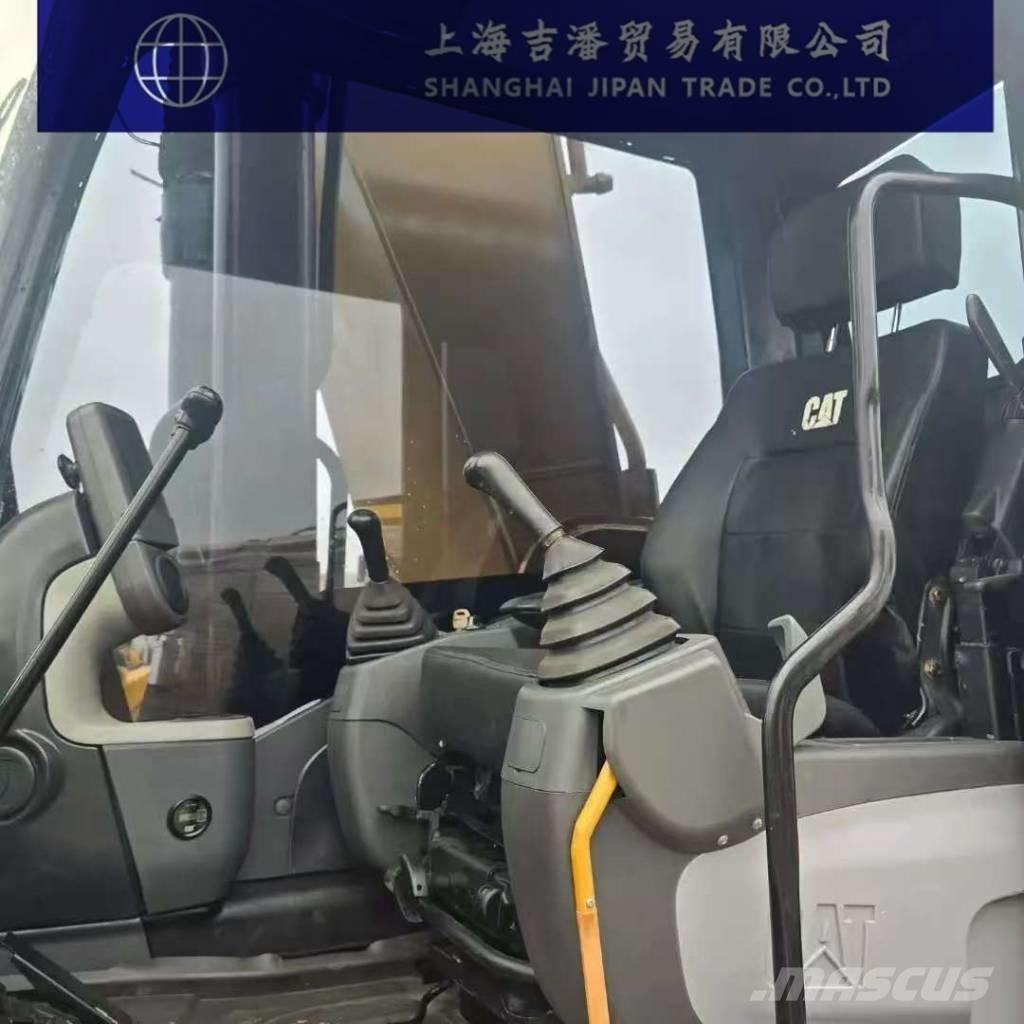 CAT 330 D Rupsgraafmachines