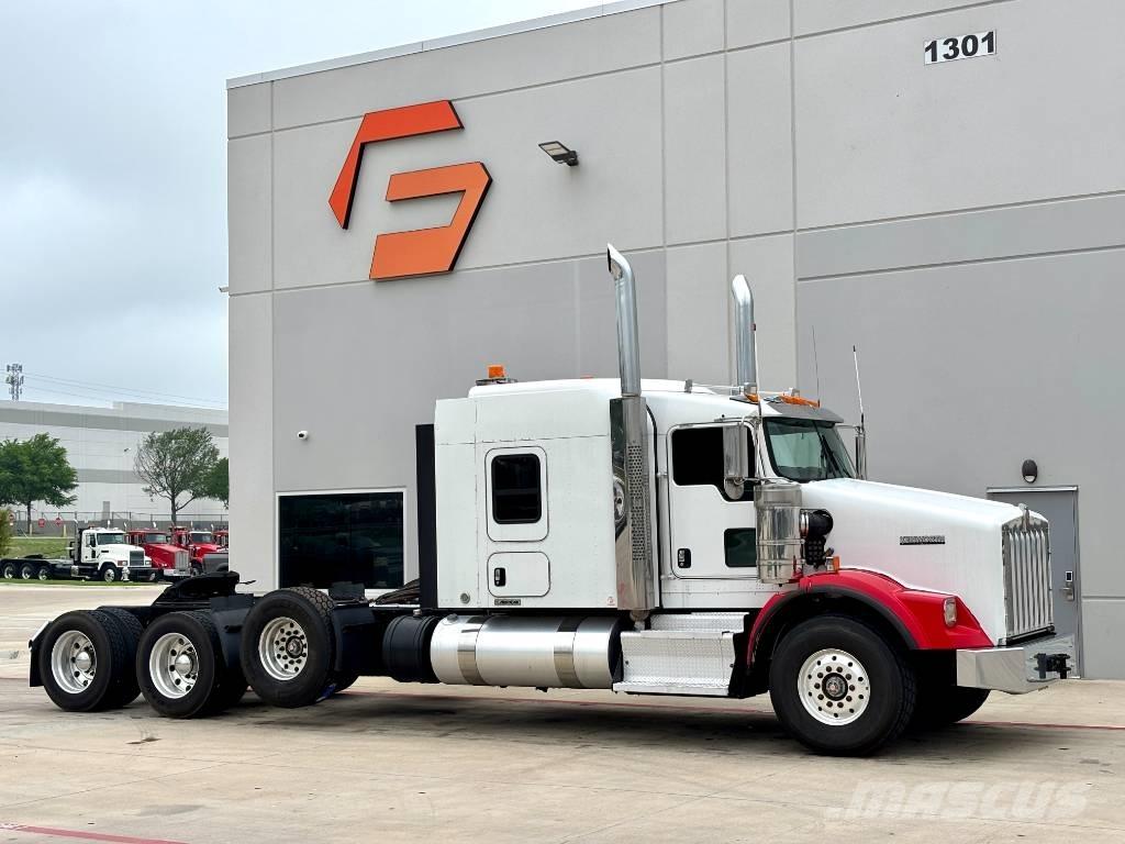 Kenworth T 800 Trekkers