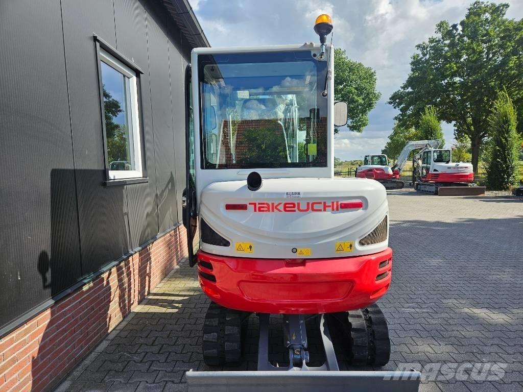 Takeuchi TB 230 Minigraafmachines < 7t