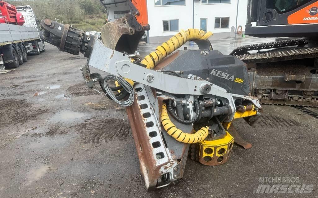 Doosan DX 235 LC Harvesters