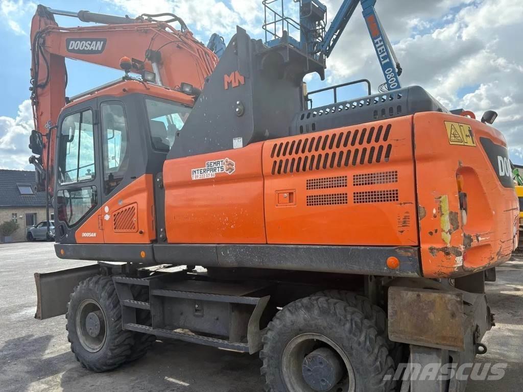 Doosan DX210 WE-5 Wielgraafmachines