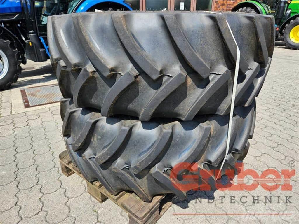 Mitas 440/65R28 Banden, wielen en velgen