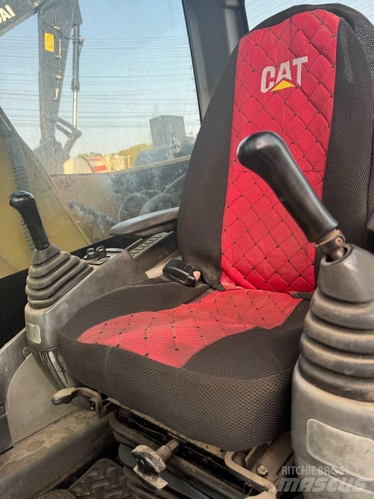 CAT 313 D Rupsgraafmachines