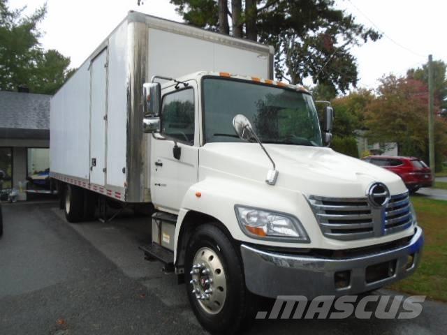 Hino 358 Gesloten bedrijfswagens