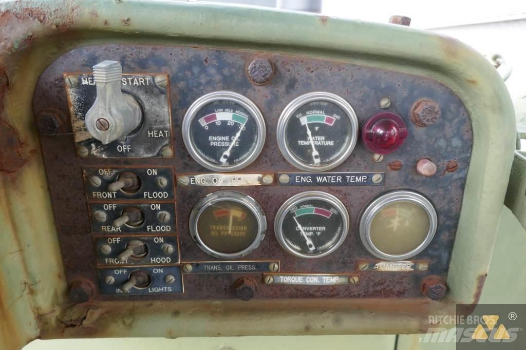 CAT D7F Ex-army Rupsdozers