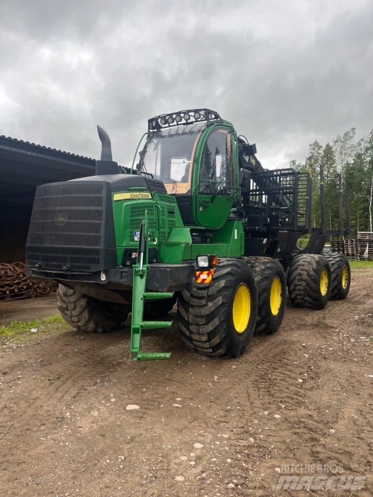 John Deere 1210 G Uitrijwagens