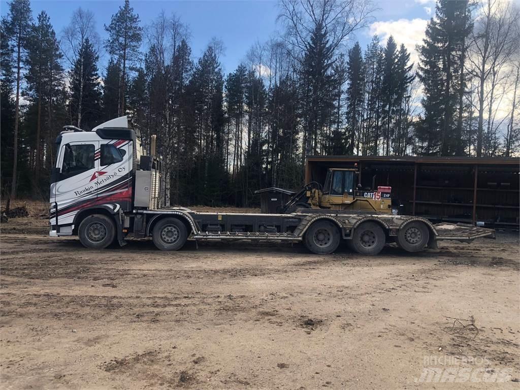 Volvo FH13 Vrachtwagens voor bosbouwmachines