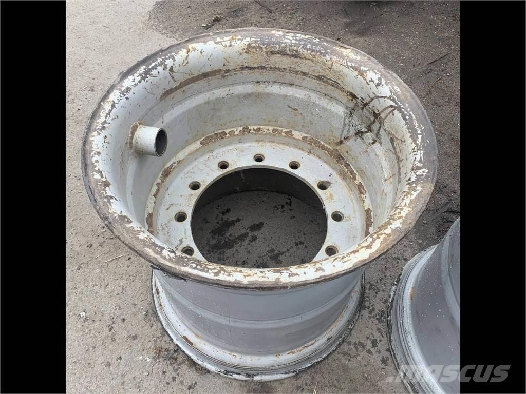 Gremo 1350 24x26,5 Banden, wielen en velgen