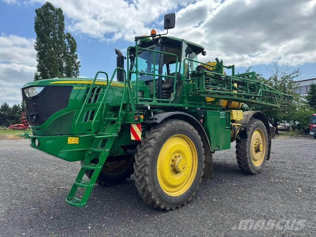 John Deere 4040i Zelfrijdende spuitmachines