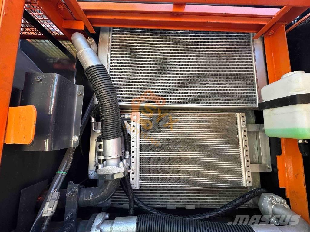 Doosan DX 225 LC Rupsgraafmachines