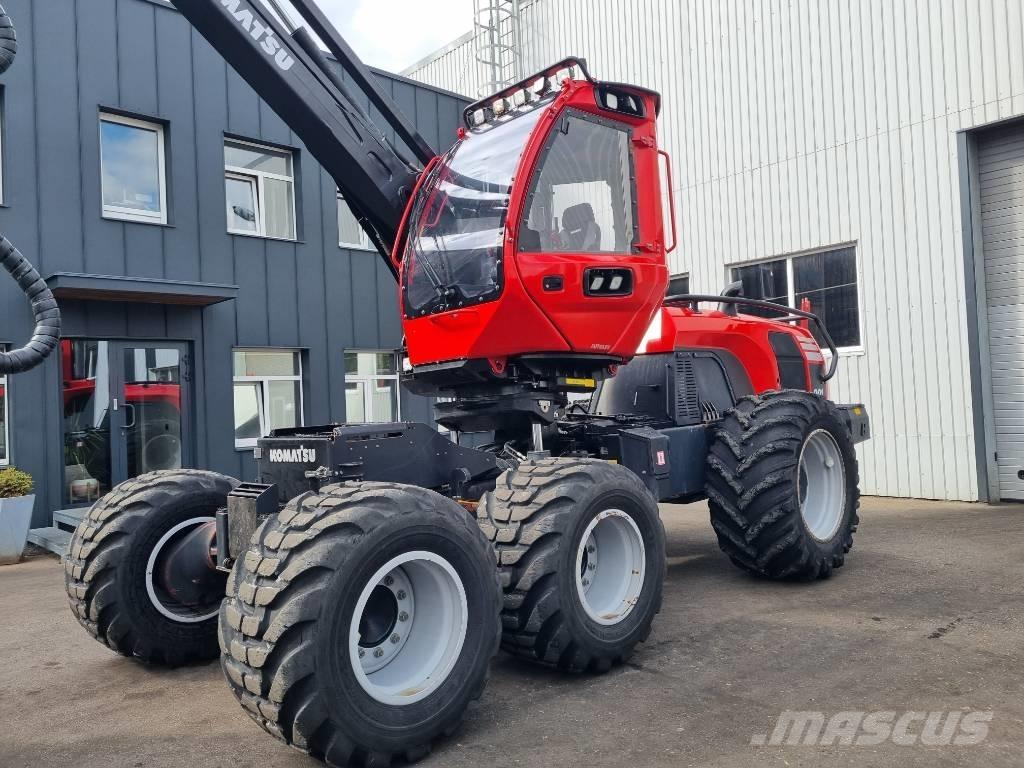 Komatsu 901 Harvesters