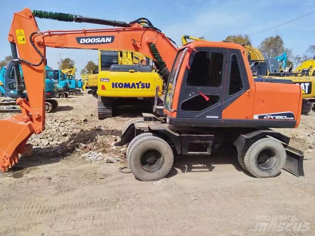Doosan DX150 Rupsgraafmachines