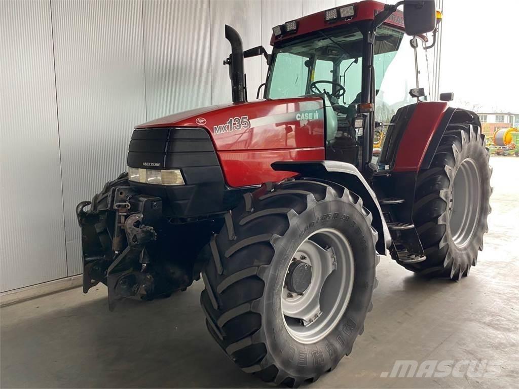 Case IH MX 135 Tractoren