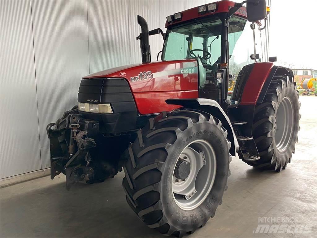 Case IH MX 135 Tractoren