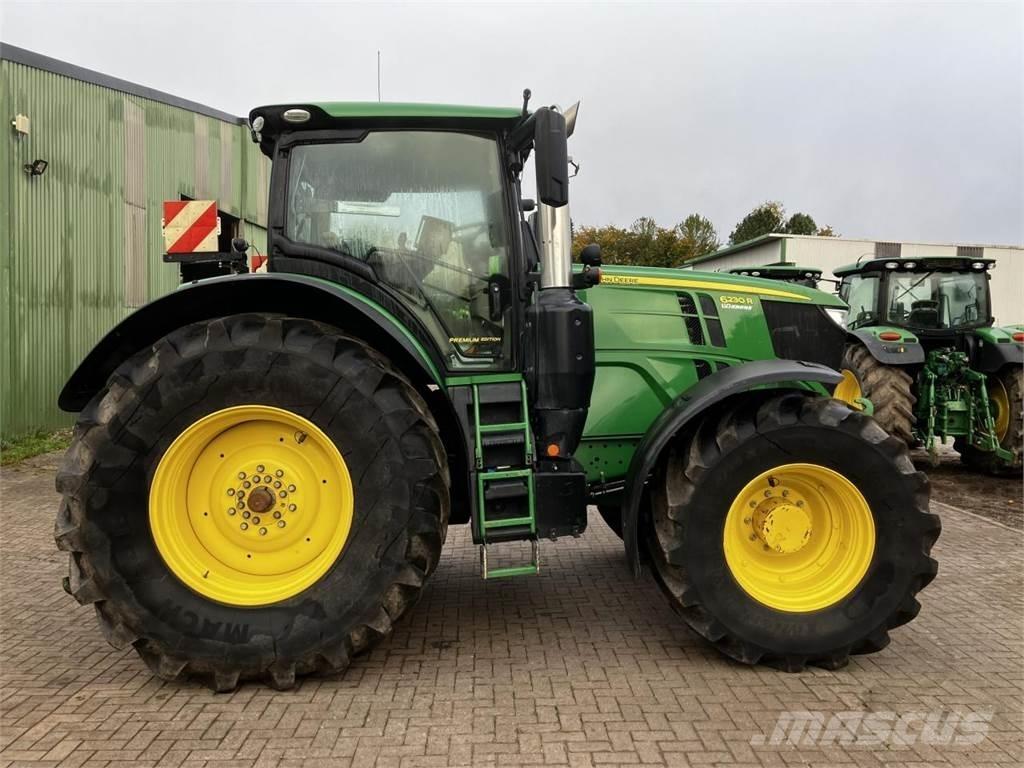 John Deere 6230R Tractoren