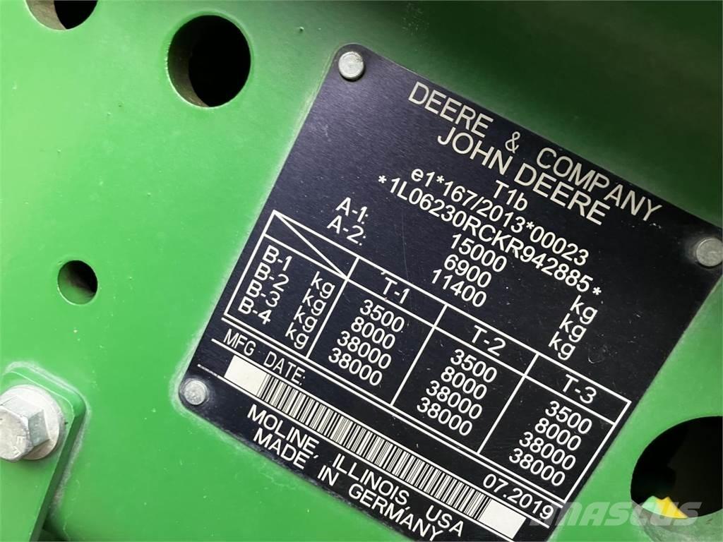 John Deere 6230R Tractoren