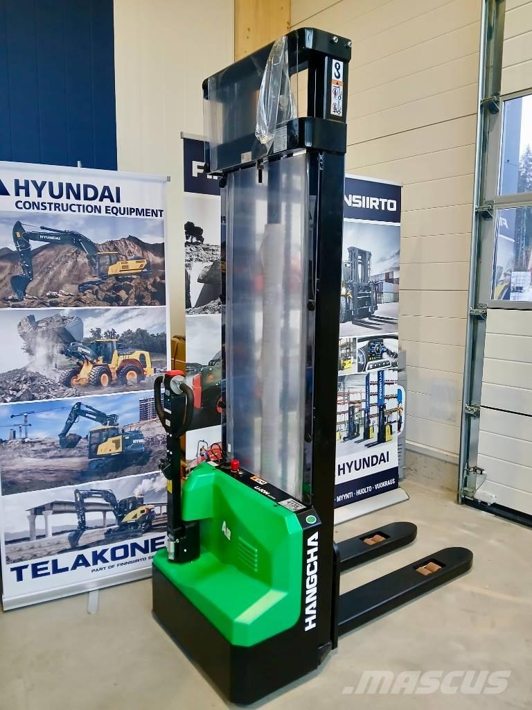 Hangcha CDD12 - LI-ION Meeloop stapelaar